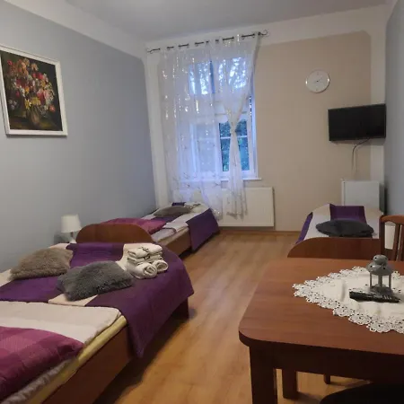 Hotel W Palacu Pod Czerwonym Bukiem U Stanickich Choczewo